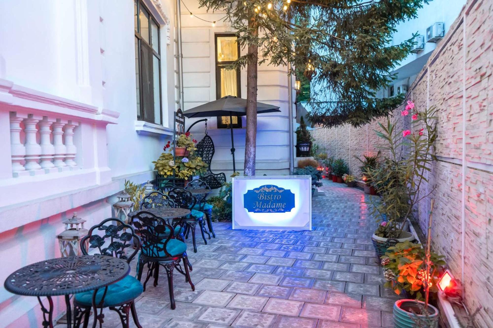 Conacul Coroanei Luxury Boutique Bucharest