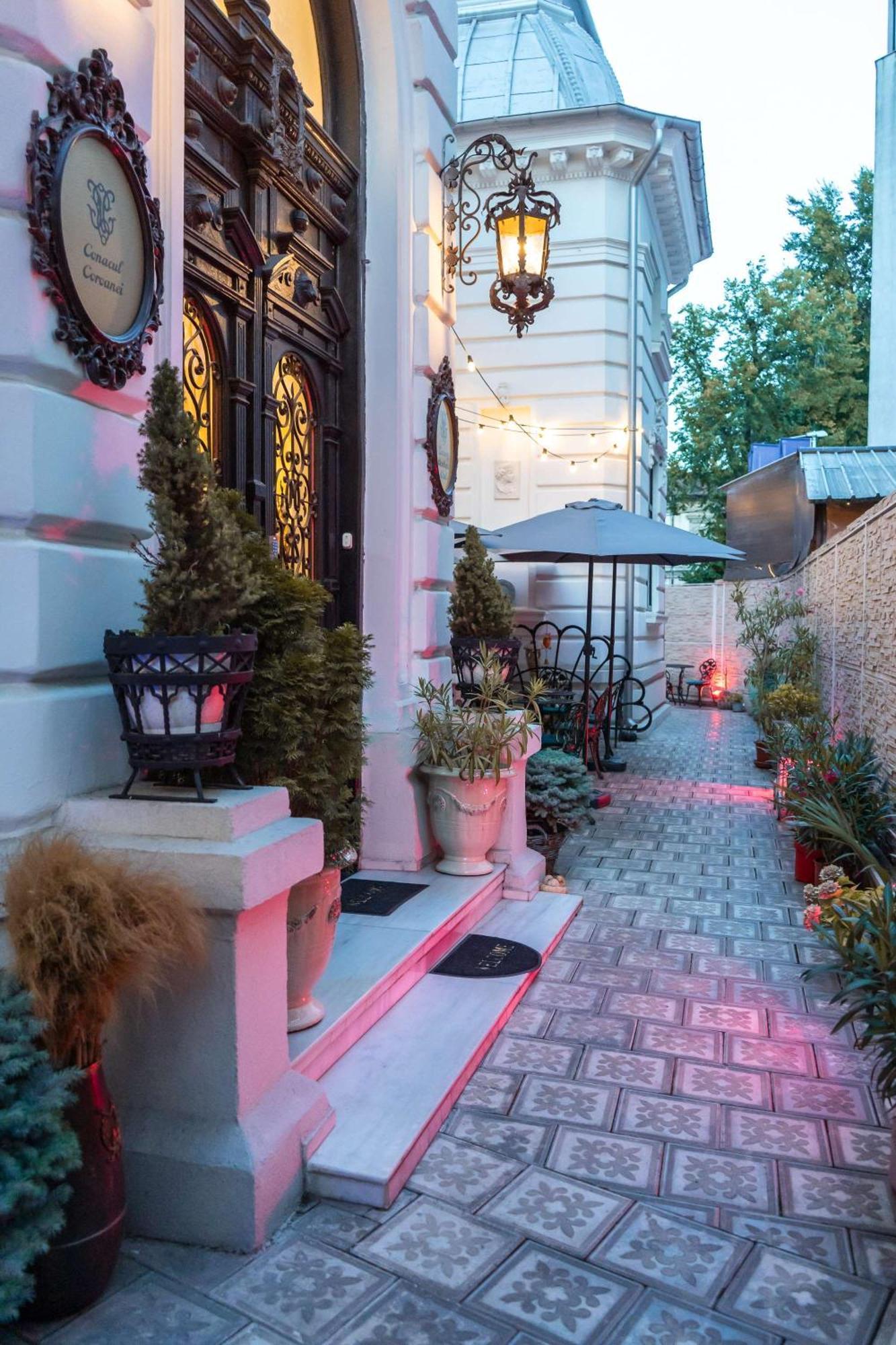 Conacul Coroanei Luxury Boutique 5*