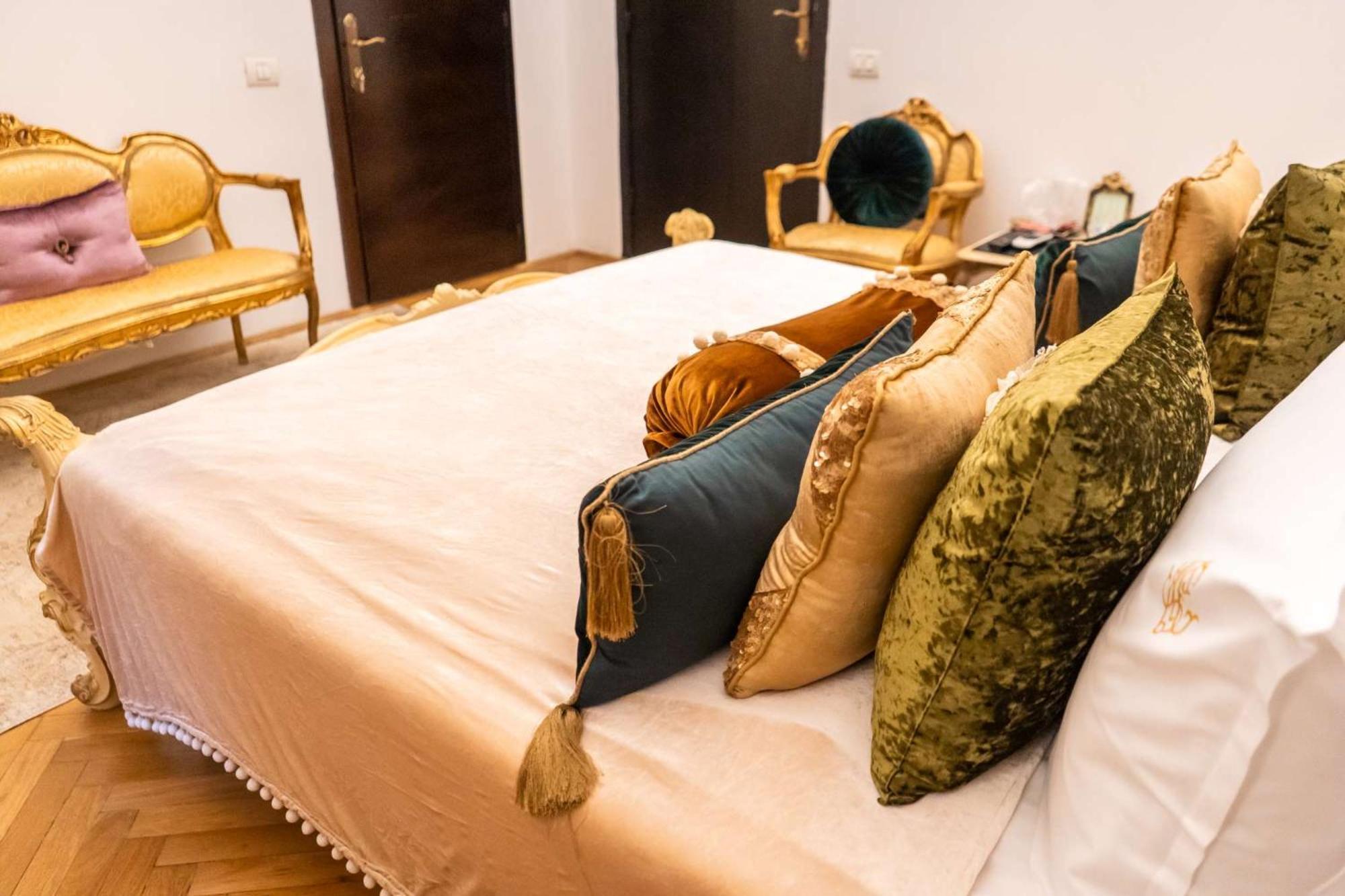 Hotel Conacul Coroanei Luxury Boutique 5*